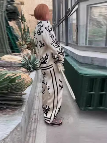 Elegant Women's Pants Set with Loose Lapel Shirt (One Set)
