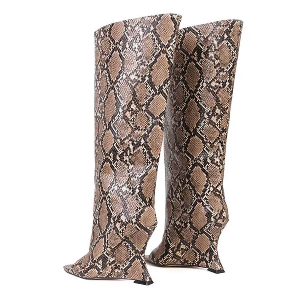 The Monaco Wedge Boot