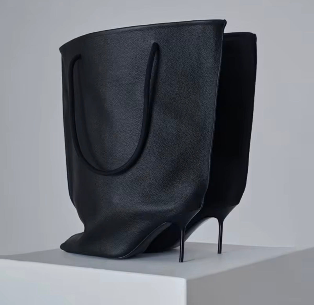The Manhattan Tote Boot