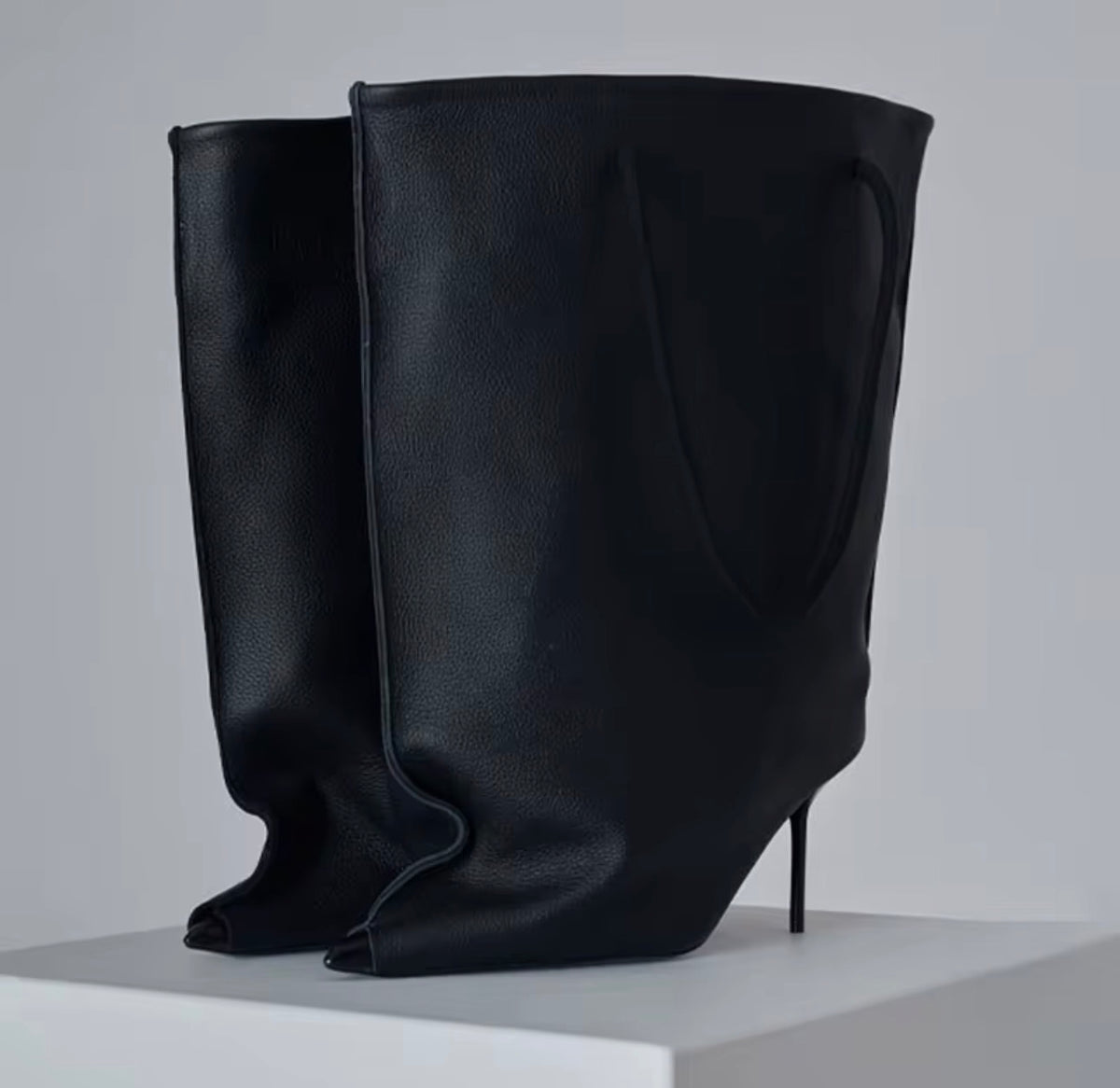 The Manhattan Tote Boot