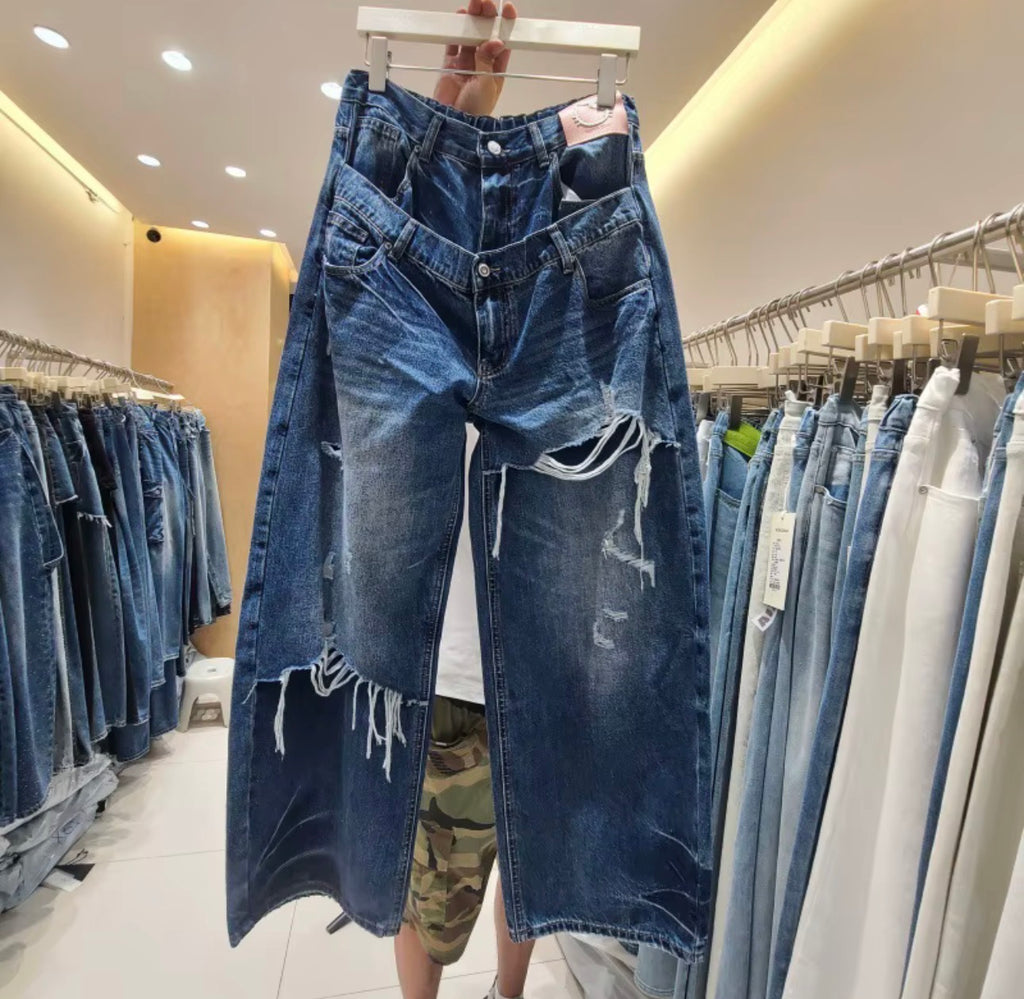 Double Vision Distressed Jeans
